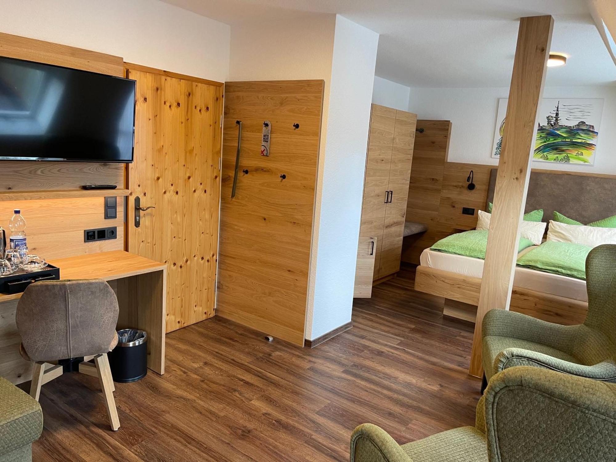 Hotel Und Berggasthof Zum Sonnenhof Sorge Bagian luar foto