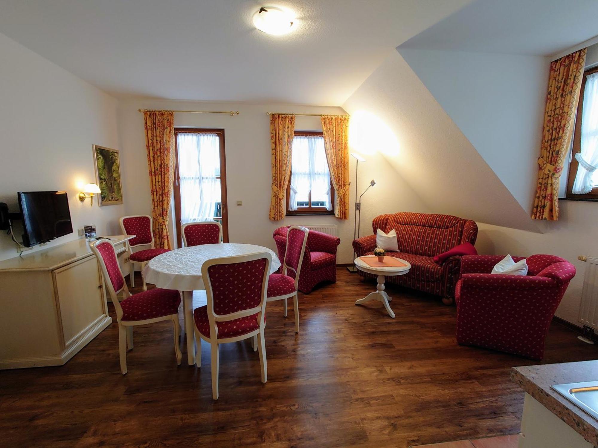 Hotel Und Berggasthof Zum Sonnenhof Sorge Ruang foto